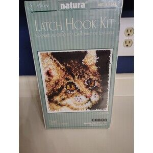 Cat Latch Hook Rug Kit Vtg CARON 12"x12" Tabby Kitten Crafter / Art. # P543